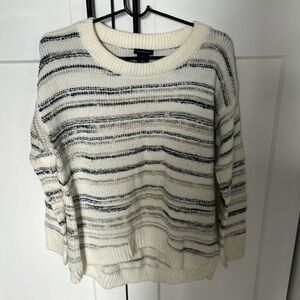 Calvin Klein Sweater - M